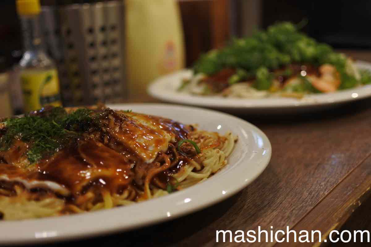 広島 お好み焼き お好み焼みっちゃん総本店 数ある広島のお好み焼きでも随一の人気店 行列覚悟です ましちゃんのブログ