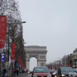 パリの元旦、エッフェル塔〜凱旋門と観光スポットをお散歩、正月でも通常営業のお店が多いです【2019年12月-2020年1月・パリ旅行】9